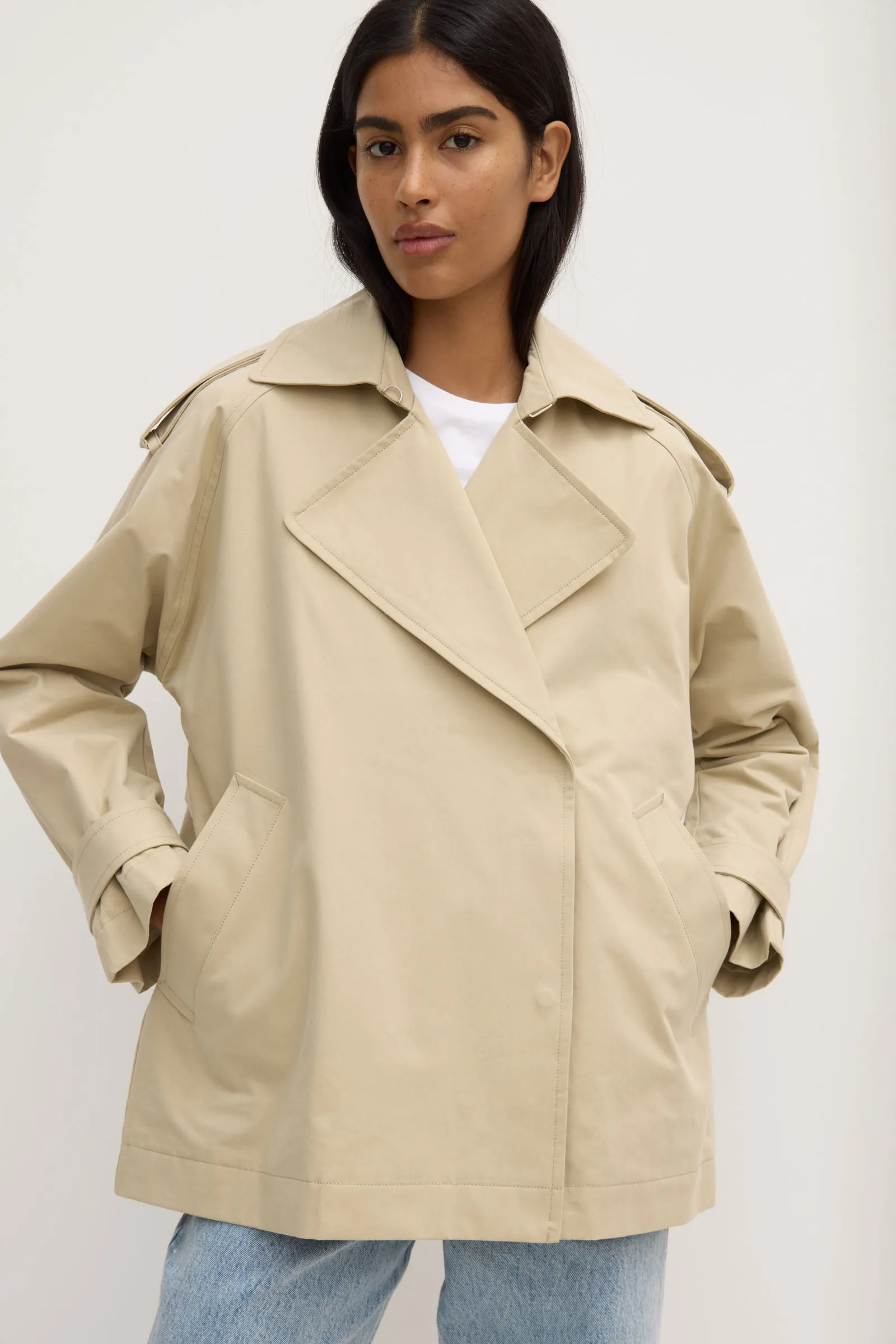 Arden Short Mac Jacket